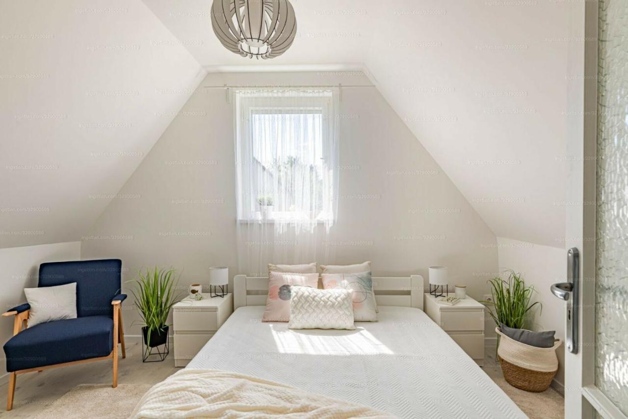 Villa Madarasz 5 Deluxe Vendeghaz à Balatonalmádi Extérieur photo