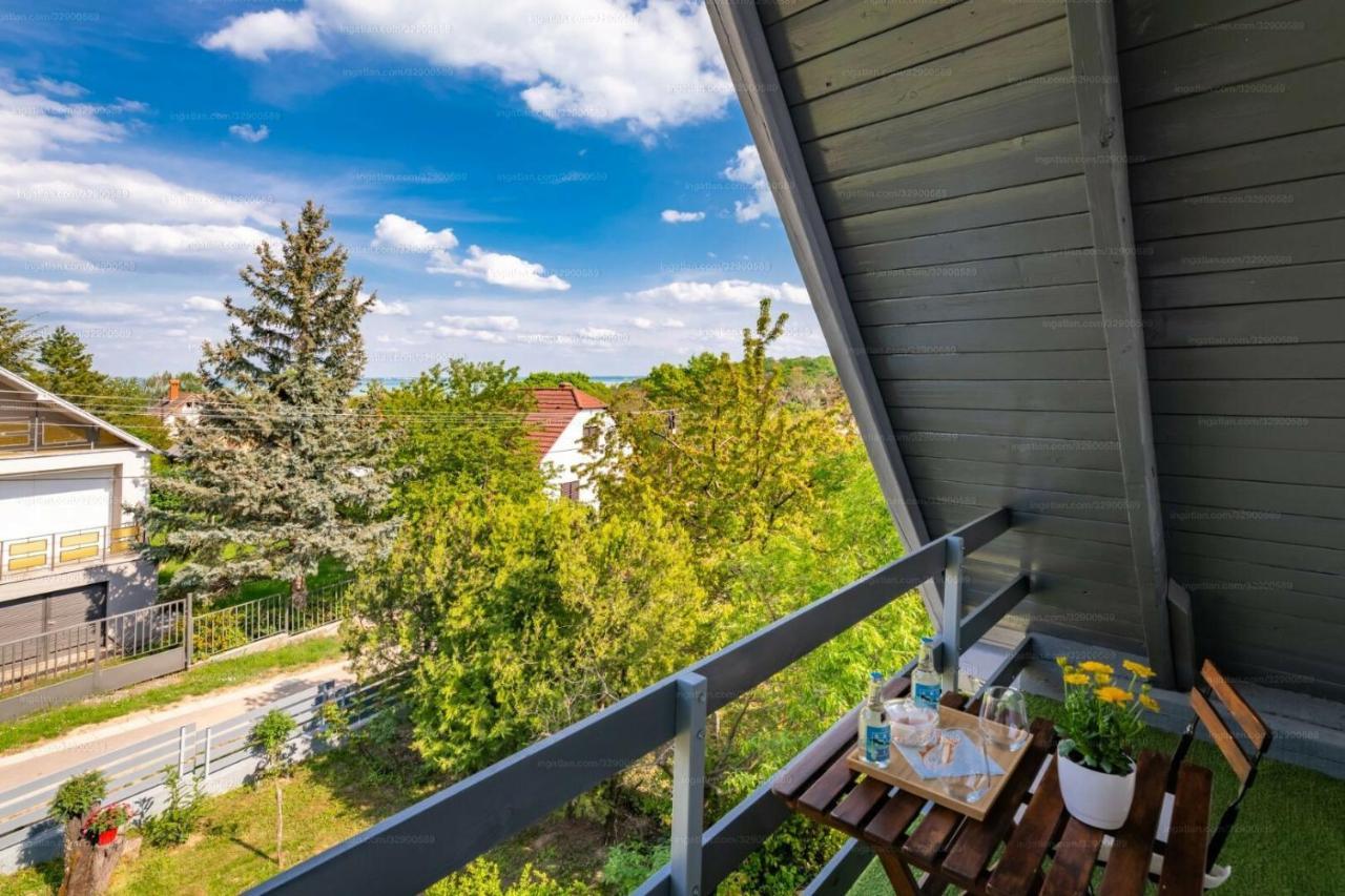 Villa Madarasz 5 Deluxe Vendeghaz à Balatonalmádi Extérieur photo